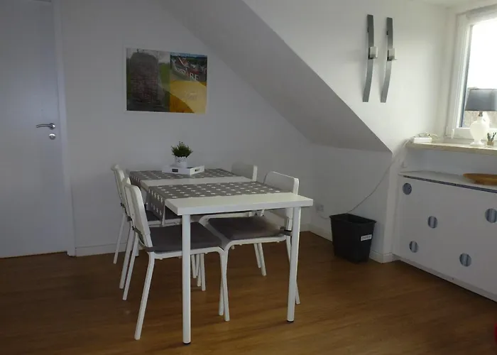 Ferienwohnung Am Runenstein 7